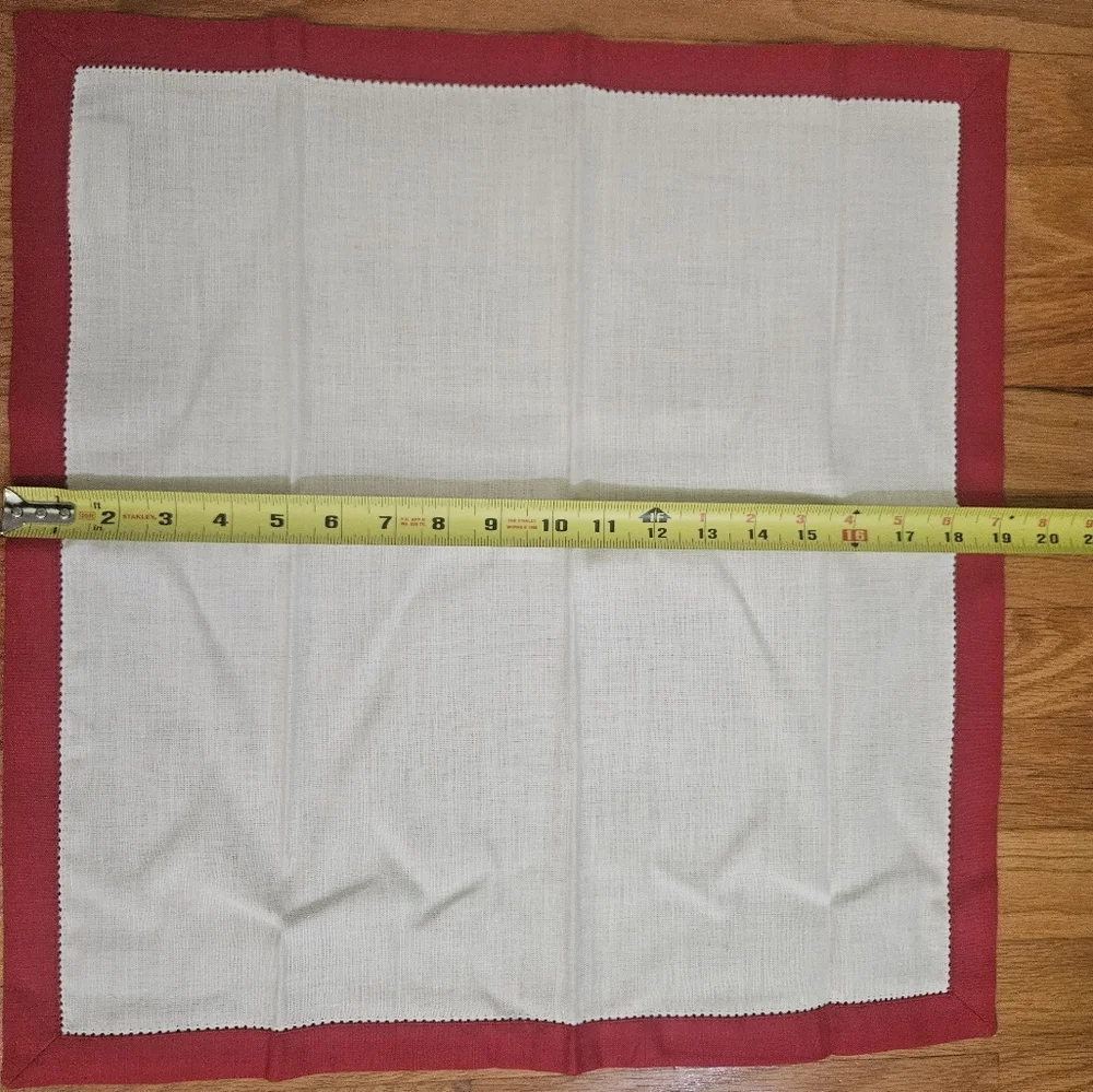 Williams Sonoma Red and White/cream Table Linen